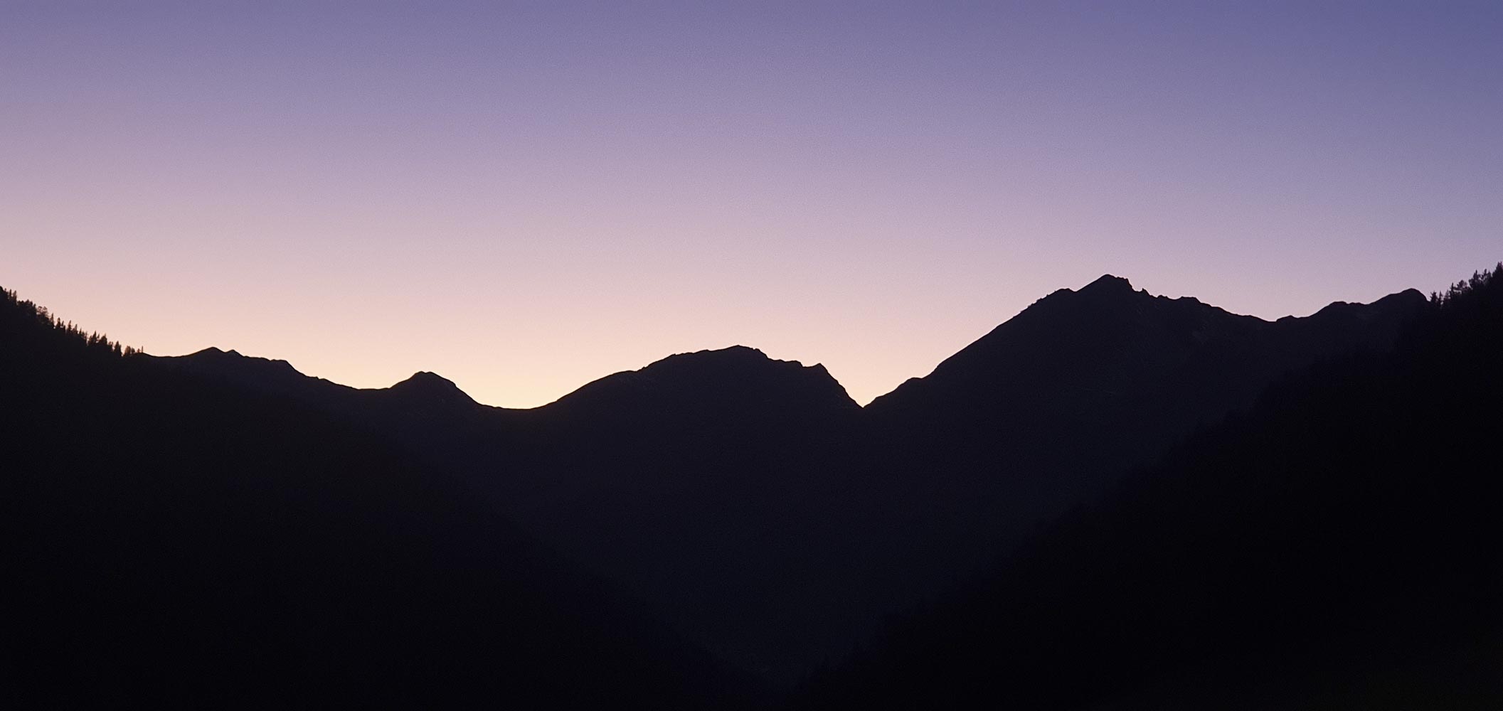 Sonnenuntergang Abendstimmung Davos Blumen und WohnWerke